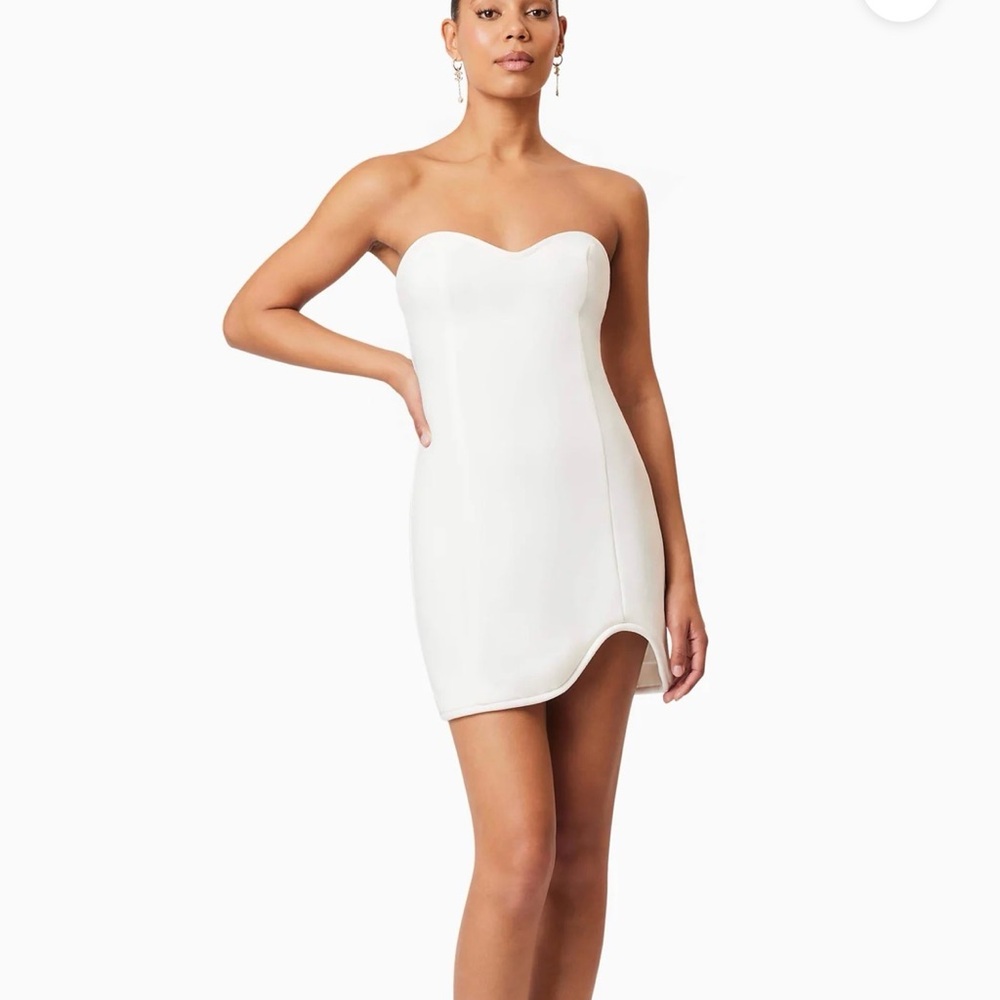 NEW WITH TAGS Bridal - Elliatt Janelle Strapless Mini Dress In White - Picture 4 of 9